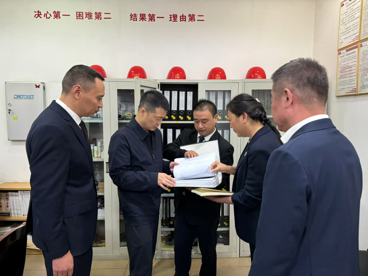 省尊龙凯时集团党委书记、董事长游勇国庆节期间调研督导旗下酒店经营及安全生产工作