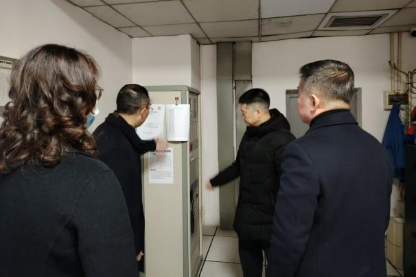 省尊龙凯时集团党委书记、董事长游勇检查督导春节安全生产并看望慰问干部员工